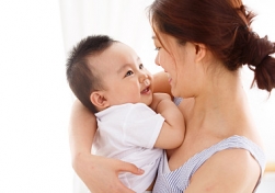 如何判斷母乳不足？